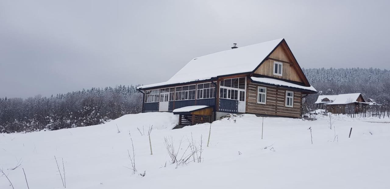 Utopia Dom Przy Winnicy Nowica Exterior foto